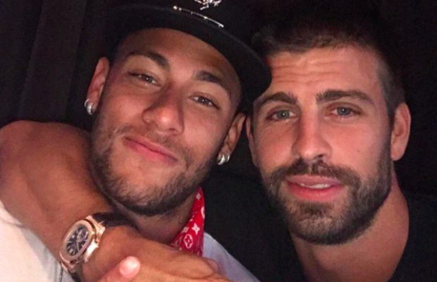 Neymar : bientôt au PSG ? Piqué « répond » sur twitter et affole les internautes !