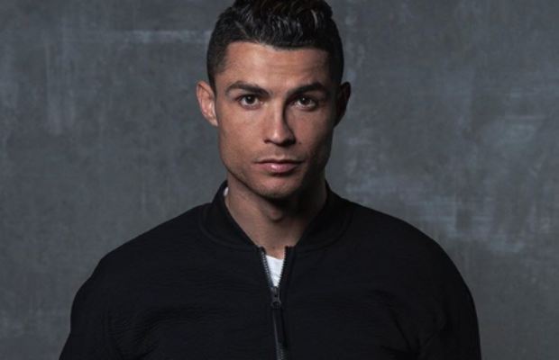 Cristiano Ronaldo : il dévoile sa montre à plus d’un million d’euros !