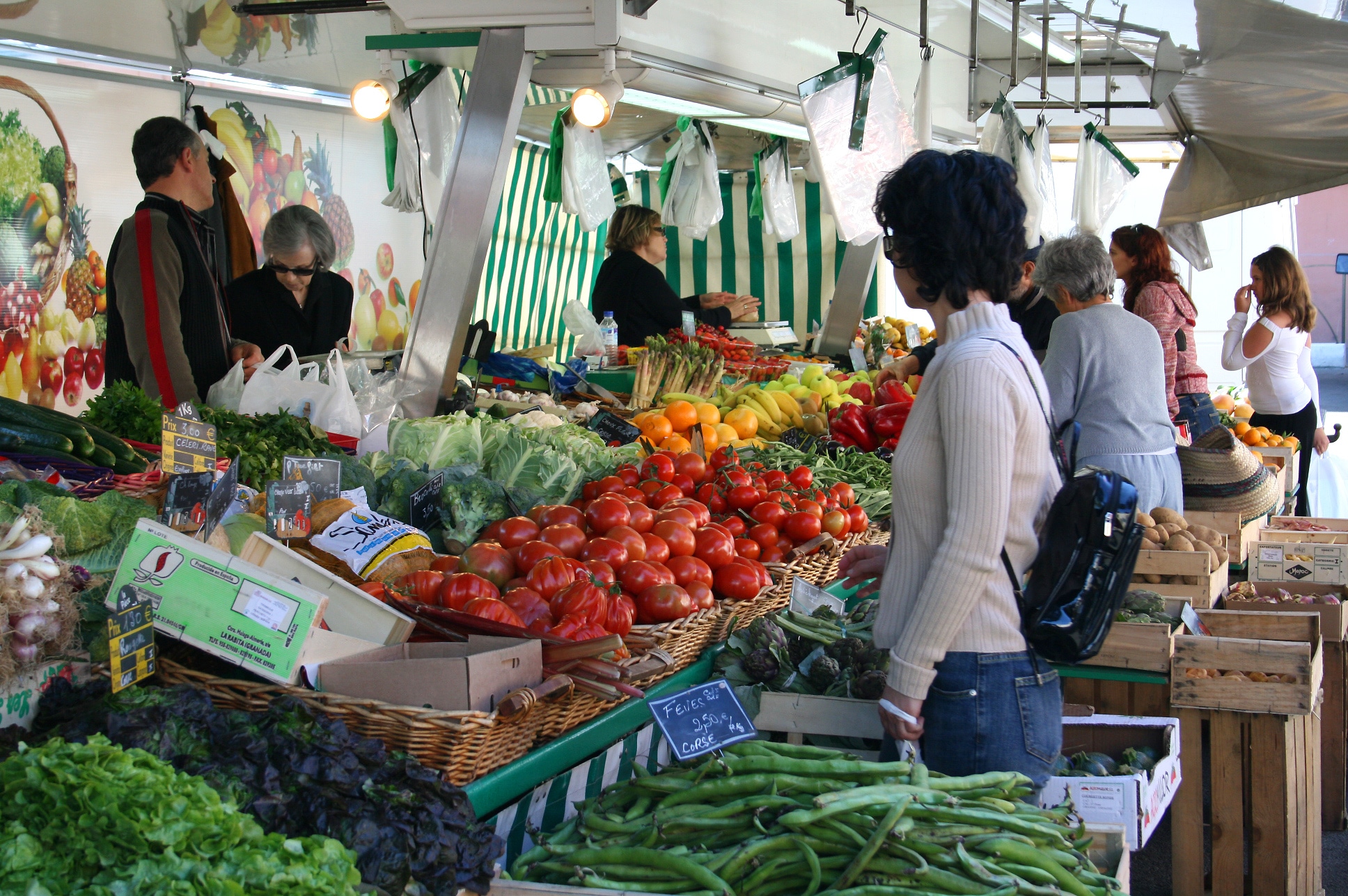 Vendeuse marché