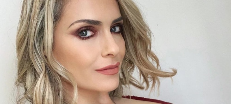 Cette photo de Clara Morgane plus jeune surprend ses fans, elle n’a pas vieilli