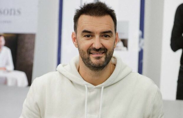 Cyril Lignac : le chef évoque avec émotion la mort de sa mère