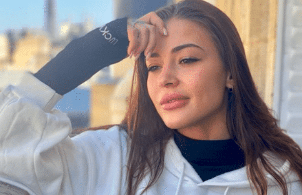 Alix (LMAC) : agacée par des fans en pleine rue, elle s'énerve