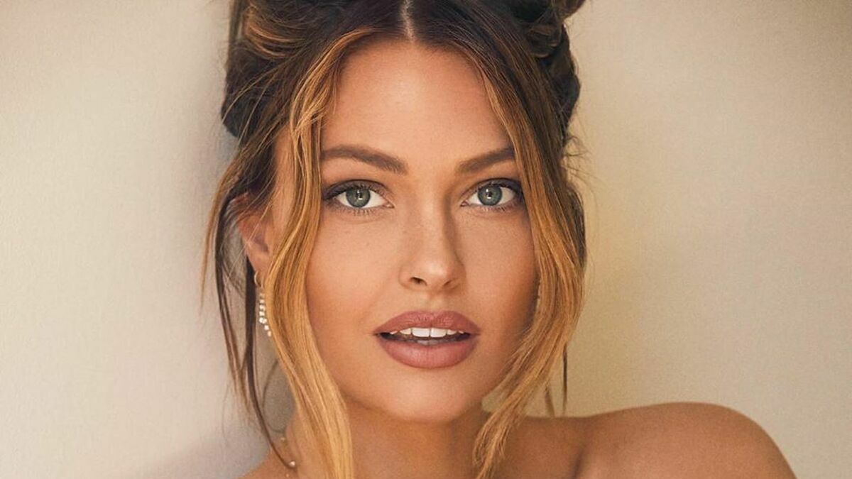 caroline-receveur-chanteur-vianney-moque-ouvertement-conseils-beauté