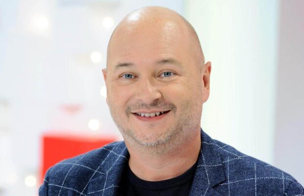 Cauet accusé d’avoir volontairement donné le Covid-19 à ses collègues : sa réponse !