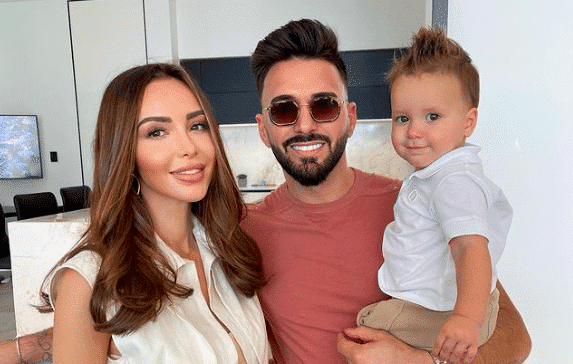 Nabilla : émouvantes retrouvailles avec son père Khoutir, il rencontre enfin Milann