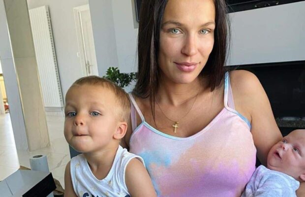 Julie Ricci (Mamans & Célèbres) : les internautes sont sûrs qu'elle est enceinte