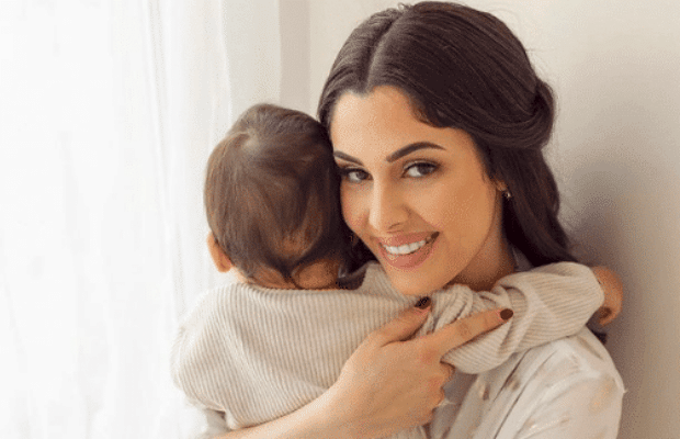 Coralie Porrovecchio enceinte de son 2ème enfant ? Les internautes en sont sûrs Coralie Porrovecchio enceinte de son 2ème enfant ? Les internautes en sont sûrs