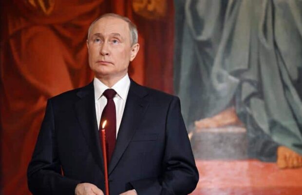 Vladimir Poutine : totalement épuisé par la maladie ? Son état serait en train de s’empirer Vladimir Poutine : totalement épuisé par la maladie ? Son état serait en train de s’empirer