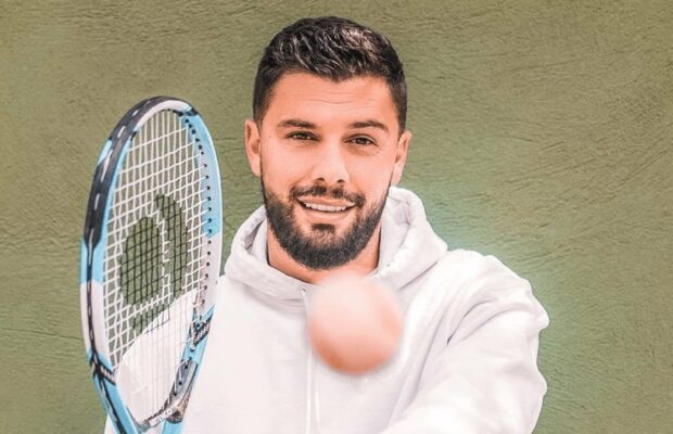 Kevin Guedj : il se reconvertit dans la chanson et enregistre son premier titre