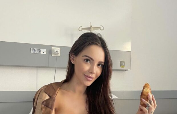 'Je n’ai pas de vergeture' : Nabilla montre sa silhouette après son deuxième accouchement