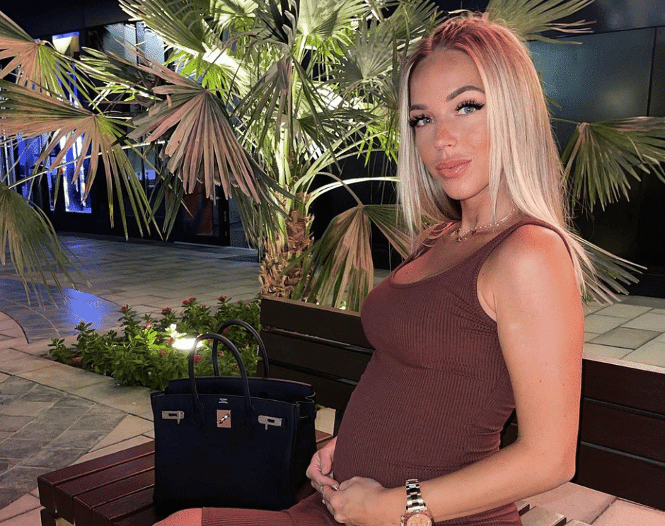 Maddy Burciaga enceinte : victime d’un accrochage en voiture, tous les détails !