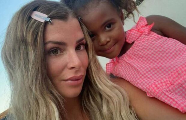 Émilie Fiorelli : en larmes à cause de sa fille, elle s'exprime