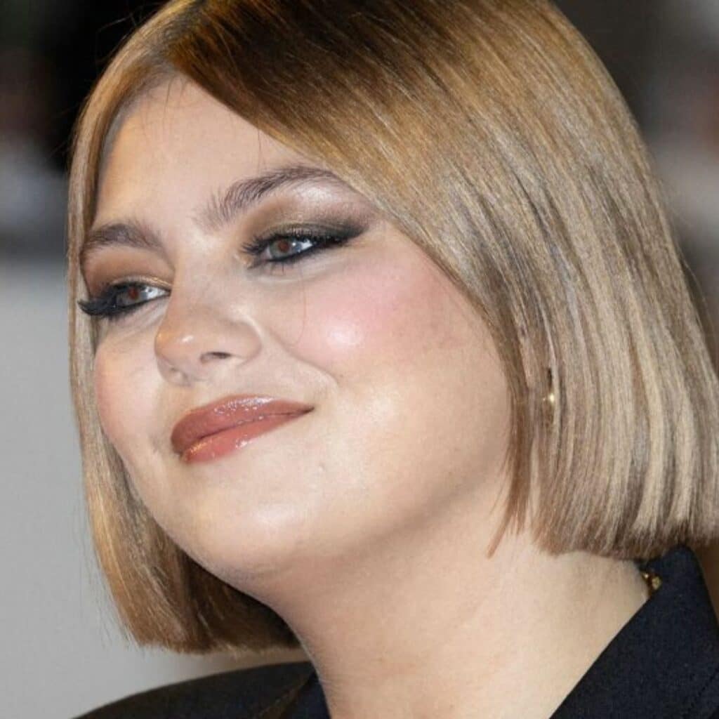 'Ils savaient qu'ils allaient partir' : Louane se confie comme rarement sur le décès de ses parents