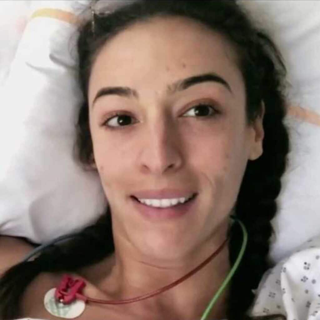 Laura (MAPR7) : elle explique la cause de son AVC et donne des nouvelles peu rassurantes