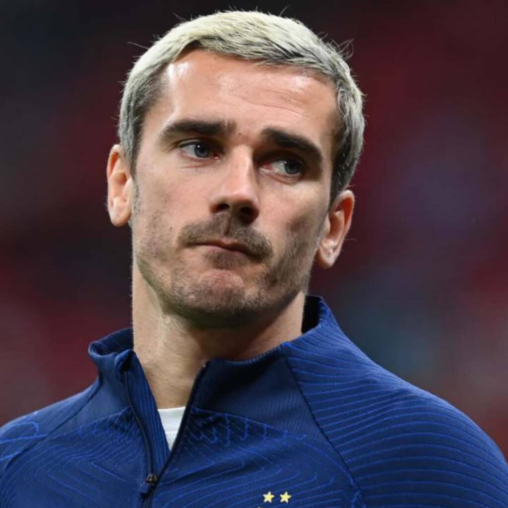 Antoine Griezmann : il montre son impressionnante blessure, sa femme Erika voit rouge