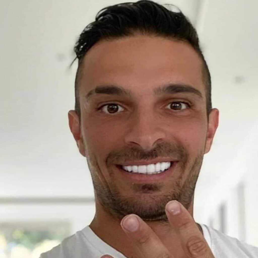 Julien Tanti : il montre un nouvel aperçu du résultat de sa liposuccion