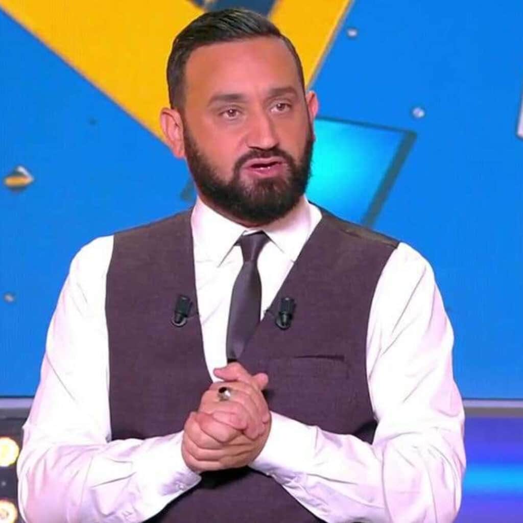 'Ma meuf, c’est…' : Cyril Hanouna fait une grosse gaffe et s’emmêle les pinceaux dans TPMP