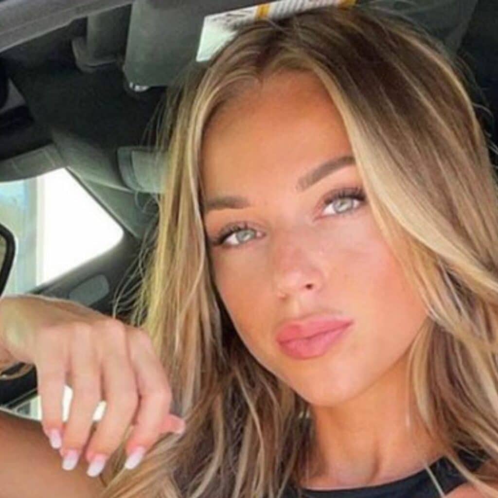 'Il doit avoir un strabisme' : un cliché du fils de Maddy Burciaga intrigue les internautes