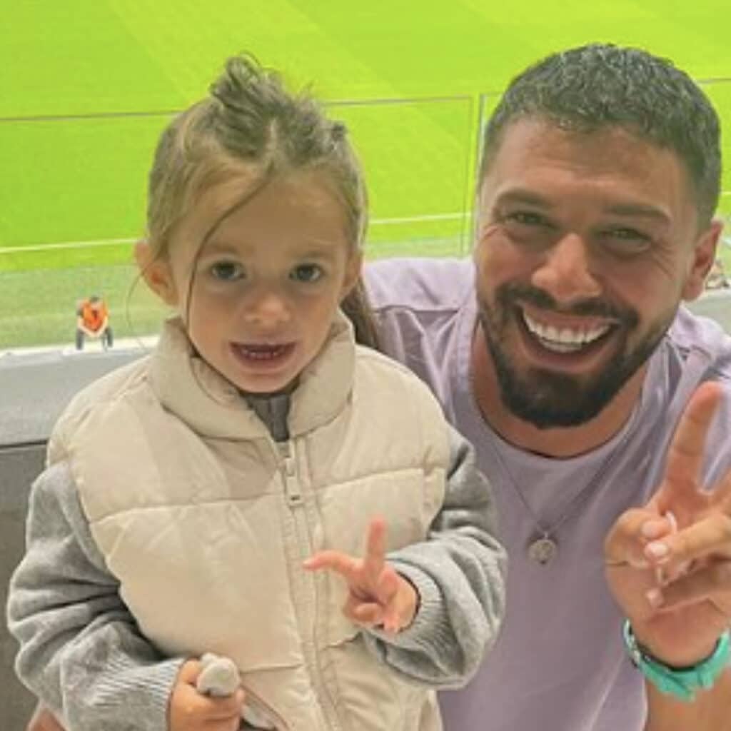 Kevin Guedj : il présente sa nouvelle chérie à Ruby, la réaction de sa fille interpelle les internautes