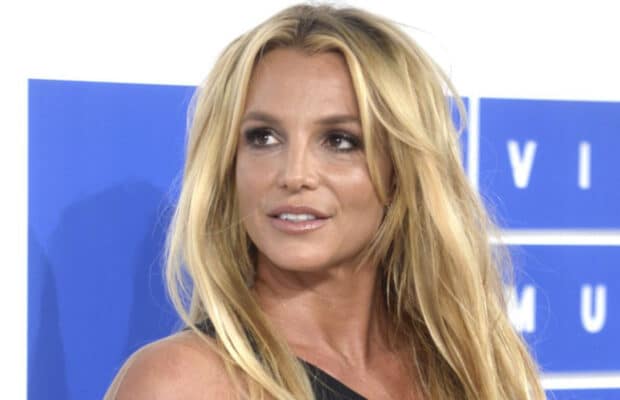 Britney Spears : giflée par le garde du corps d'une star française, la situation se détaille - titre insta : "Il m'a quasiment mise à terre..." Britney Spears violemment giflée par le garde du corps d'une star française ! (visuel : britney) légende : "Il m'a quasiment mise à terre..."