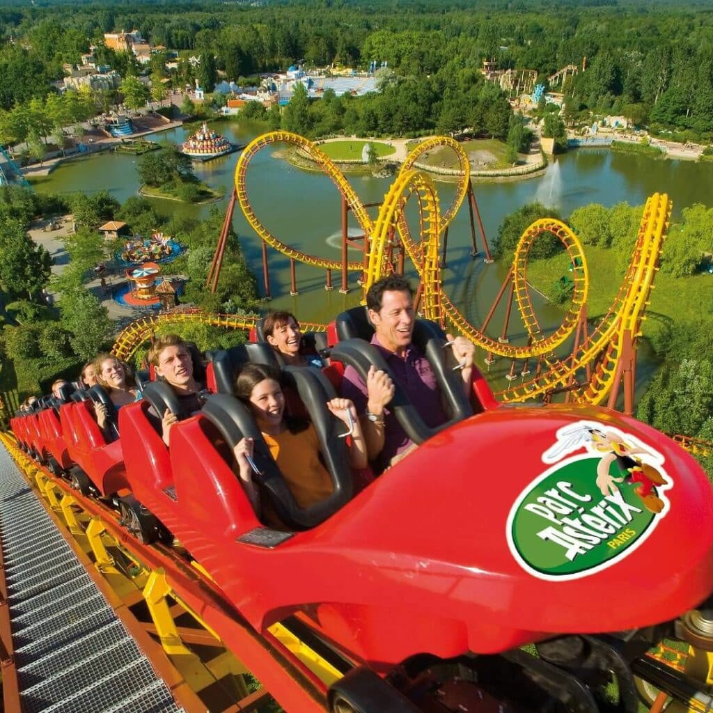 Parc Astérix : refusée sur une attraction à cause de sa corpulence, elle raconte son humiliation