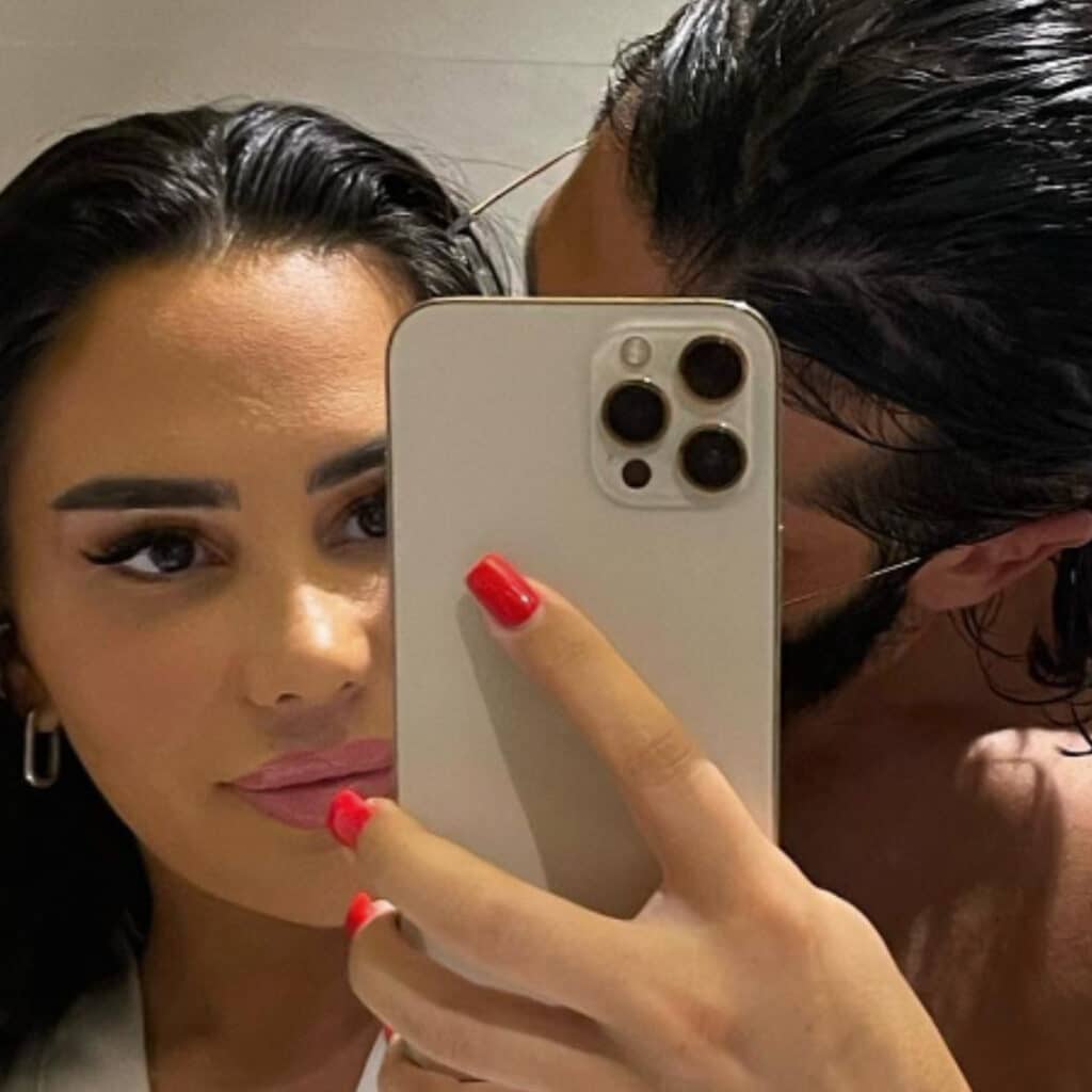 Milla Jasmine : accusée de mentir sur son couple avec Lorenzo, un cliché interpelle les internautes