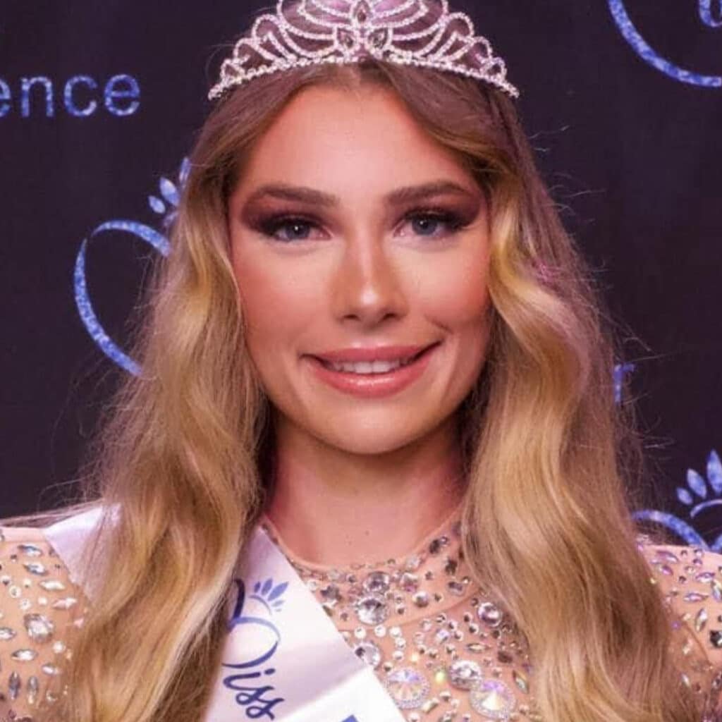 Miss France 2023 : Adélina Blanc élue Miss Provence 2023, les internautes interpellés