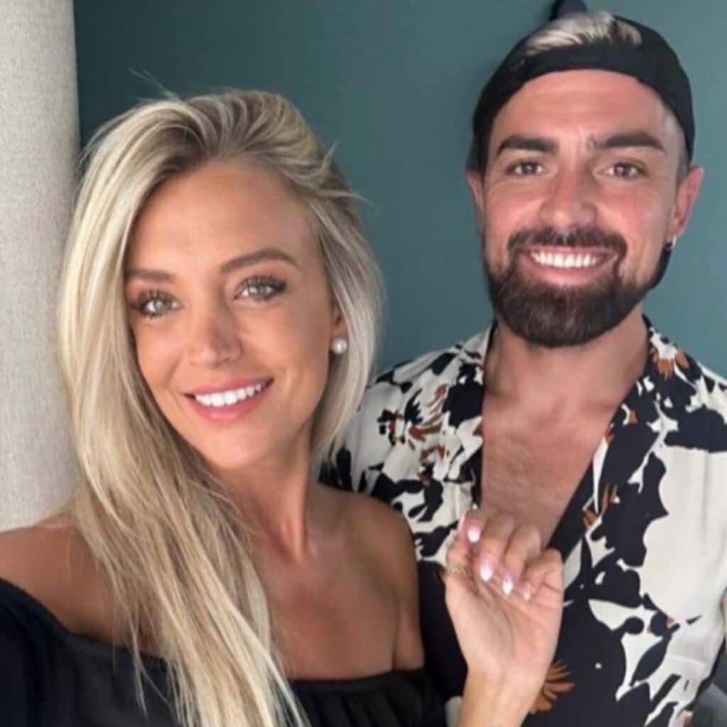 Jennifer et Bruno (MAPR) : plus amoureux que jamais, ils se font un tatouage en commun