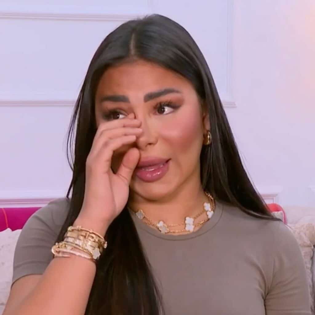 Maeva Ghennam : en pleurs, elle se confie sur son compagnon assassiné