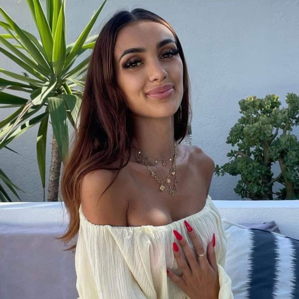 Maissane (Les Cinquante) : elle change de look et ose une nouvelle couleur de cheveux