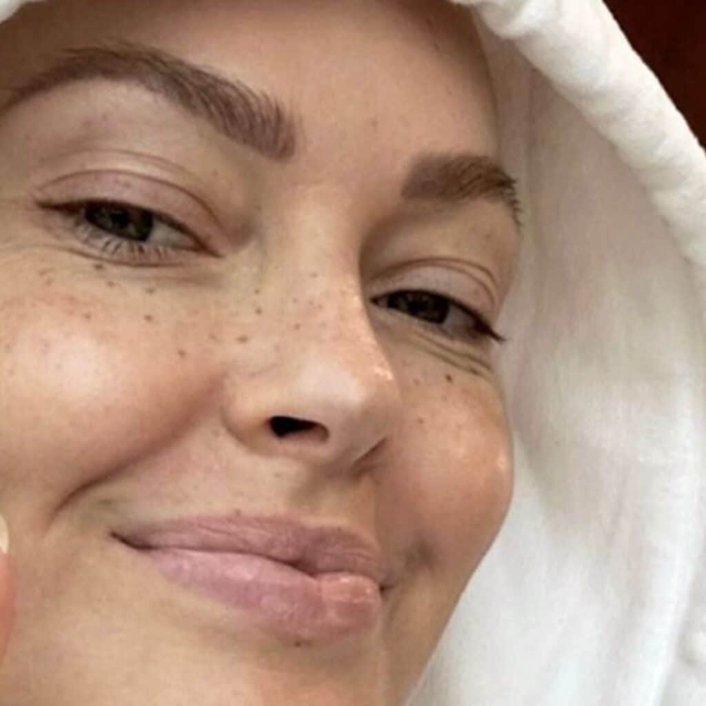 Caroline Receveur : elle s'exprime sur les détails de sa maladie et donne des nouvelles peu rassurantes sur son traitement