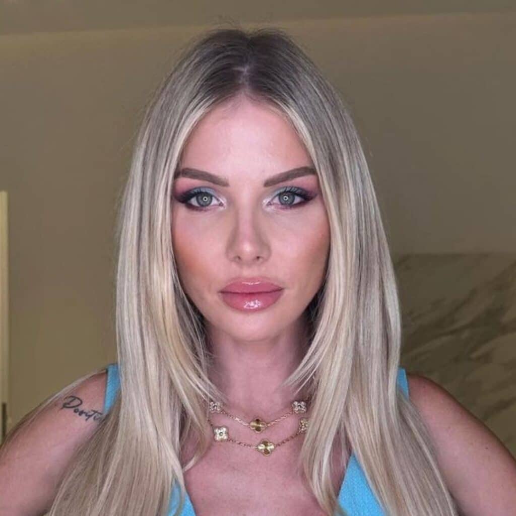 Jessica Thivenin : à nouveau accusée d'avoir abusé de la chirurgie, elle rétorque