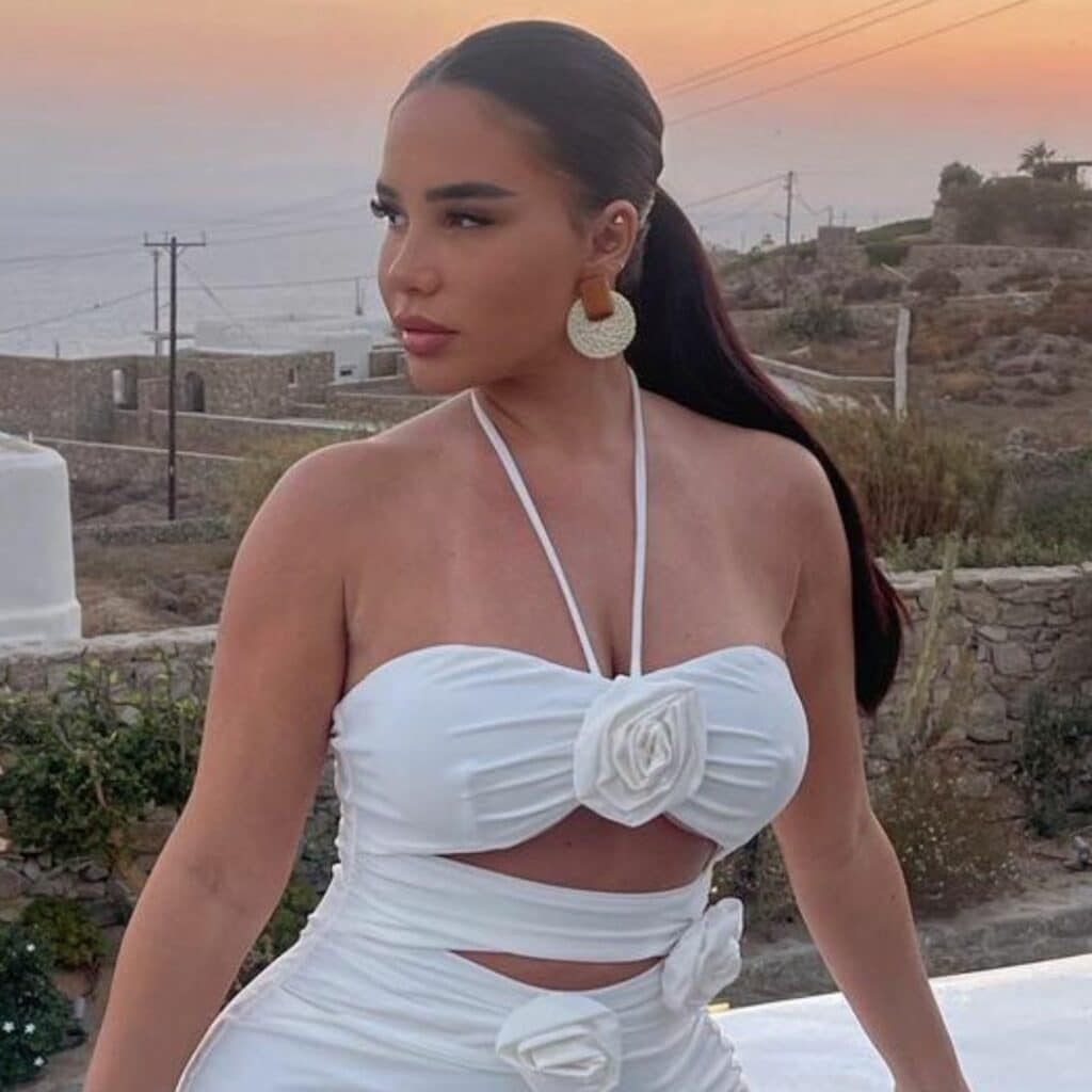 Milla Jasmine : accusée de mentir à propos de ses vacances, elle réplique