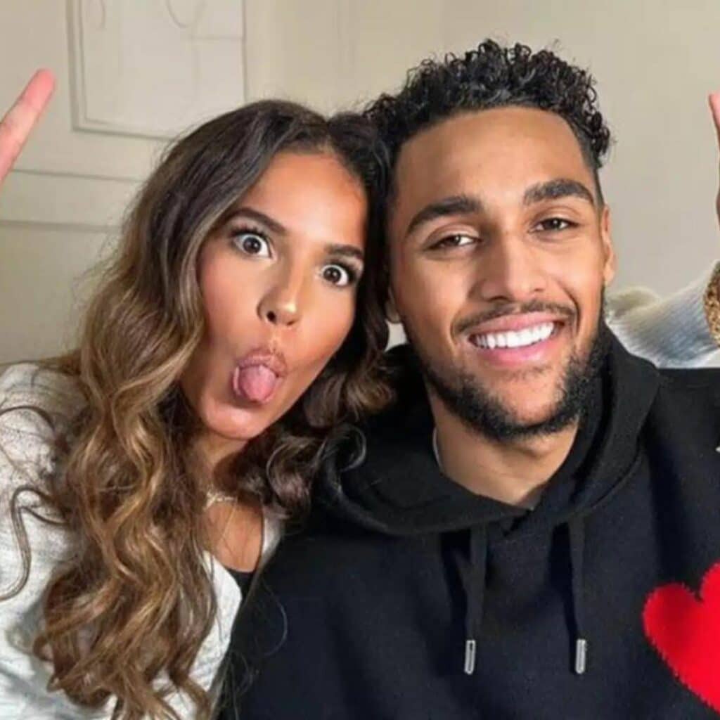 Poupette Kenza : en larmes, elle annonce sa rupture avec Allan et son déménagement à l'étranger