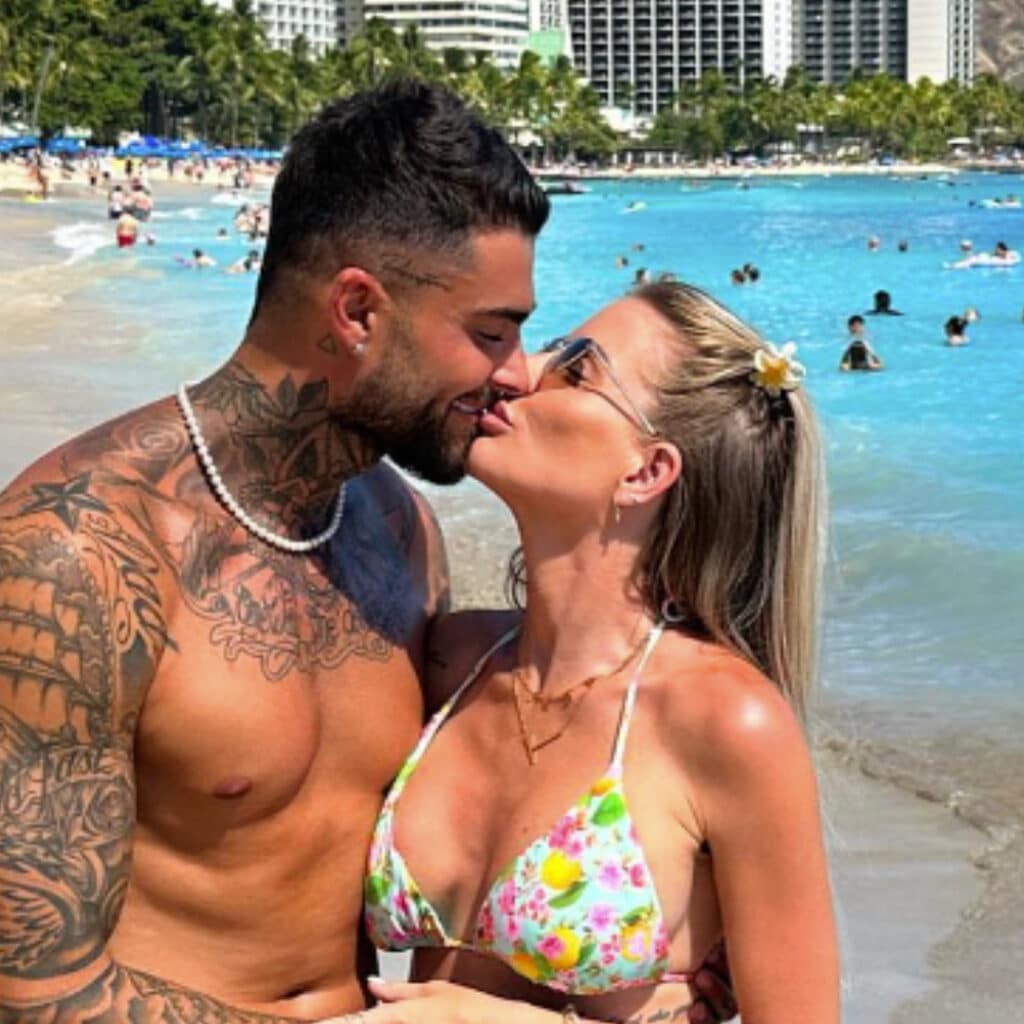 Jessica Thivenin et Thibault Garcia : le couple rapatrié en urgence en France pendant leurs vacances à Hawaï