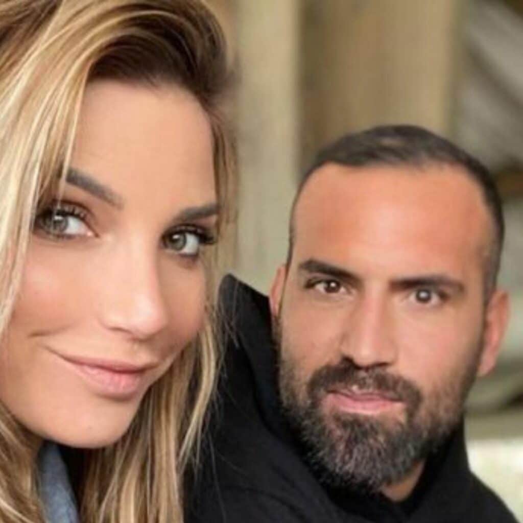 Nadège Lacroix : après 4 ans de relation, elle annonce sa rupture avec Stefano