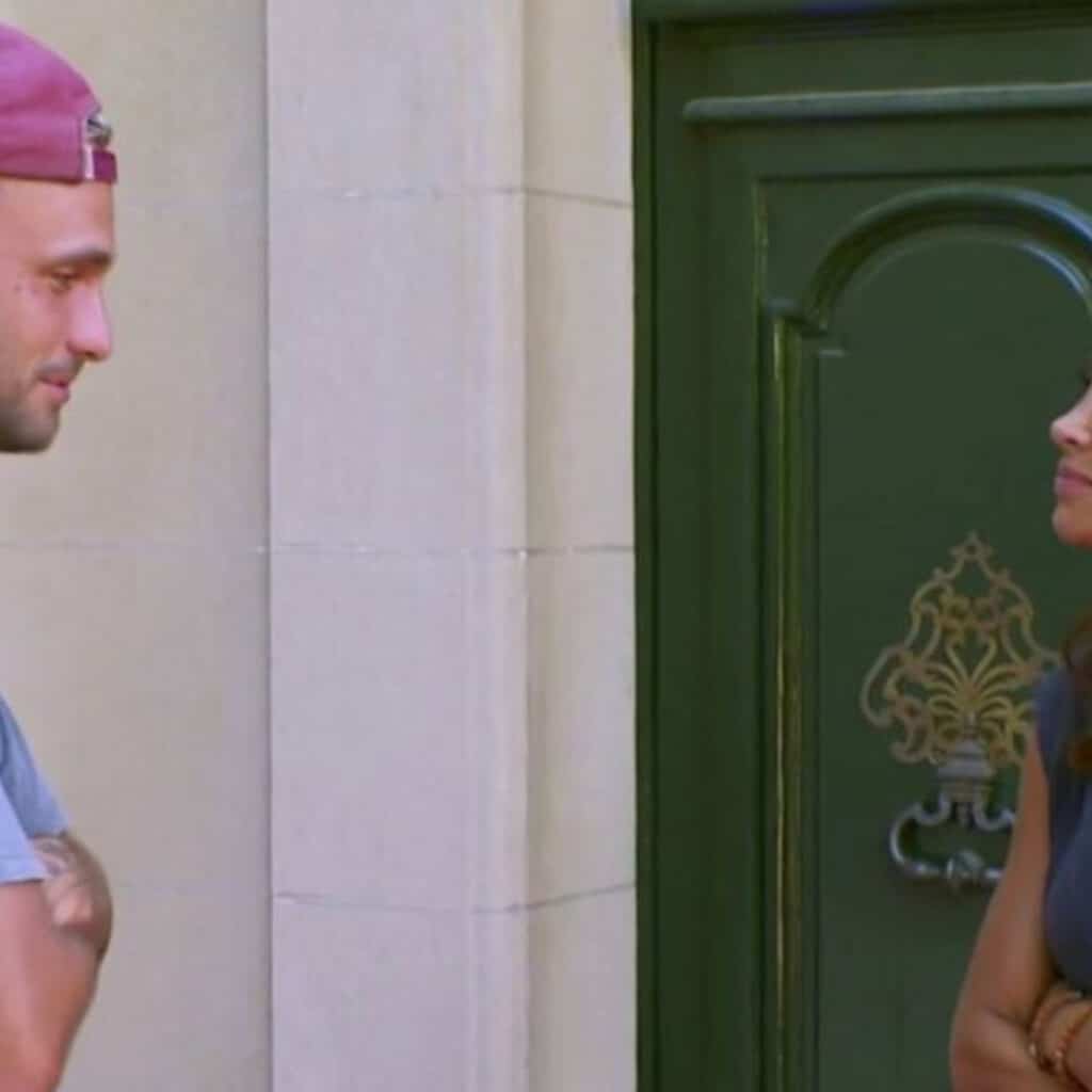'Comment Mel a fait pour sortir avec lui ?' : les internautes exaspérés par la confrontation entre Bastos et Mélanie dans les Cinquante