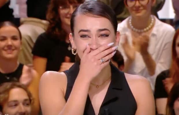 Star Academy : Lola, première candidate de la nouvelle saison, apprend sa sélection en direct et fond en larmes