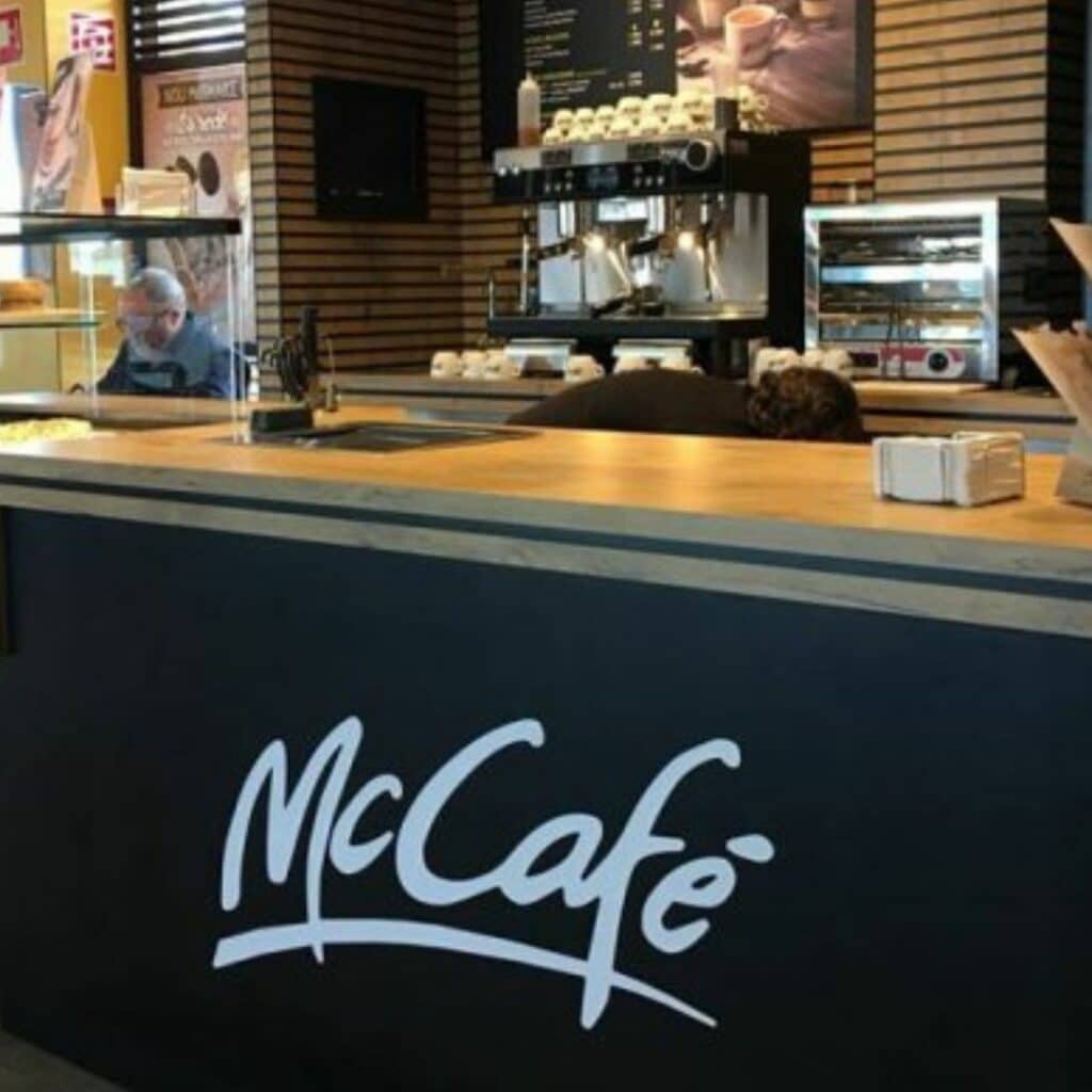 McDonald’s : une employée explique pourquoi vous ne devez jamais acheter un café dans le fast-food