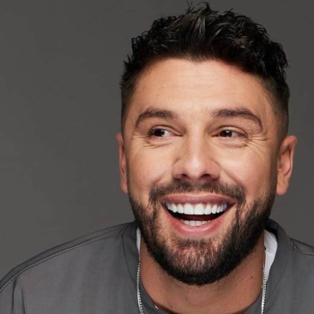 Kevin Guedj : divorcée de Carla Moreau, il officialise publiquement sa relation amoureuse avec Chloé