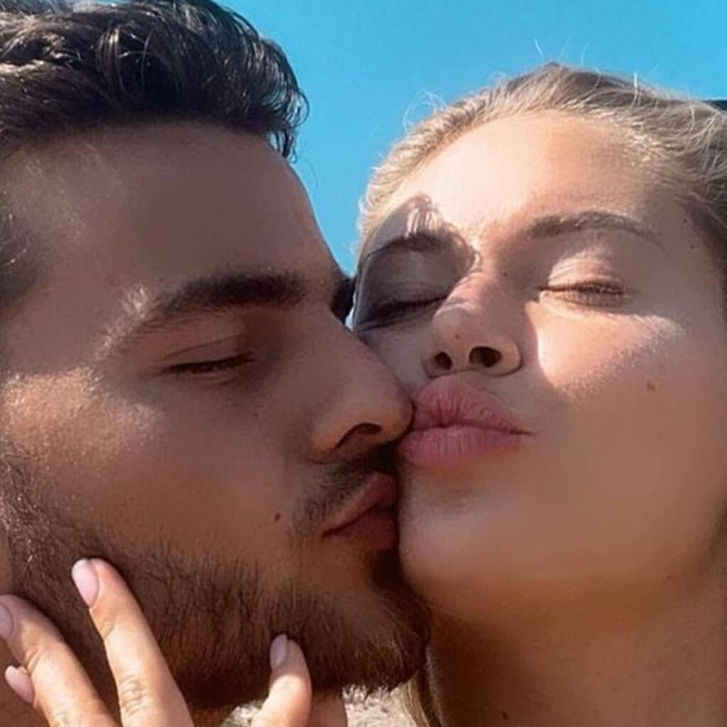 Simon Castaldi : en couple avec Cassandra Jullia ? Il lui fait une tendre déclaration