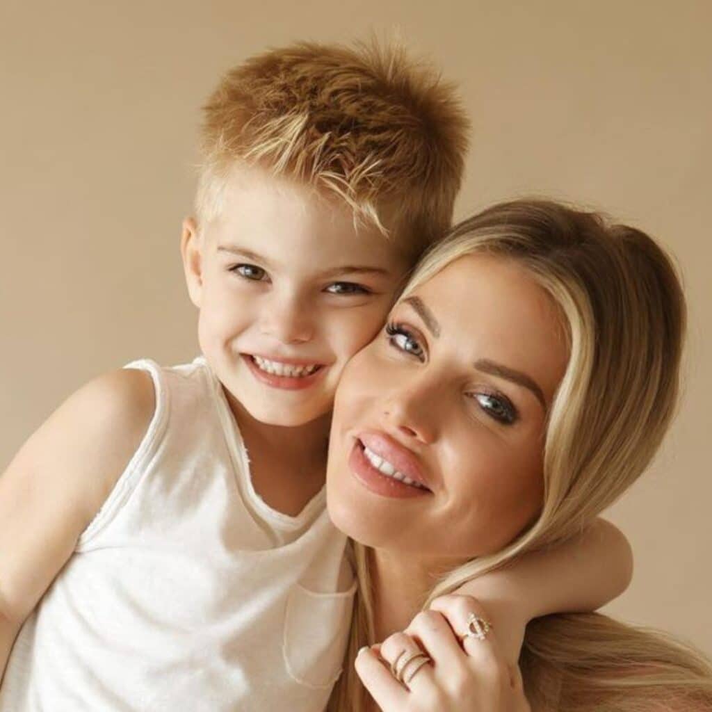 Jessica Thivenin : les photos de l’anniversaire de son fils Maylone ne passent pas
