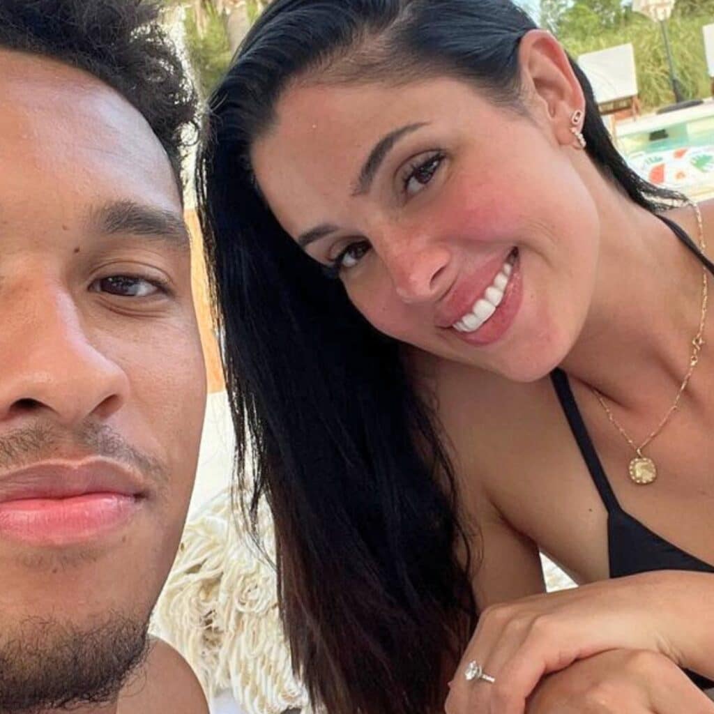 Coralie Porrovecchio : enceinte de son troisième enfant, elle se confie sur ses rapports intimes avec son mari
