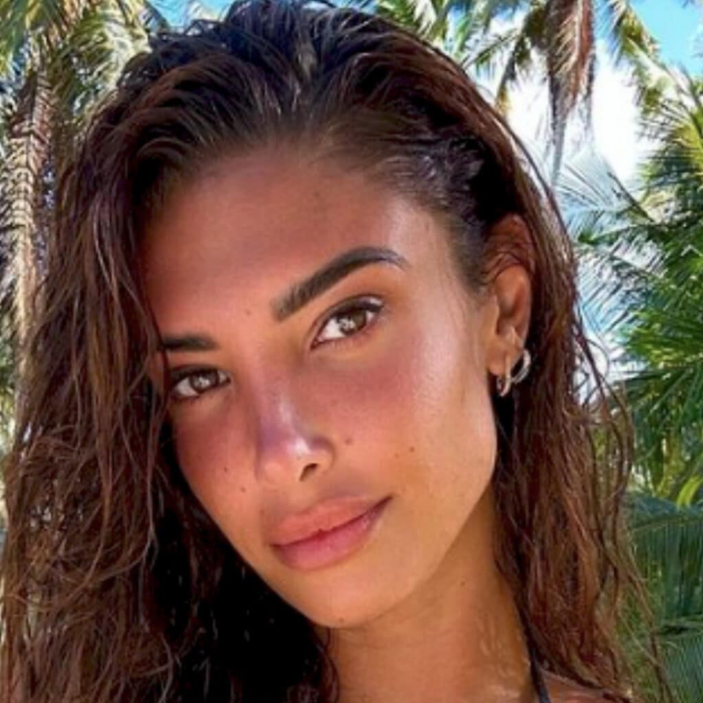 Mélanie Dedigama : de nouveau en couple après sa relation avec Julien Bert ? Elle s'exprime