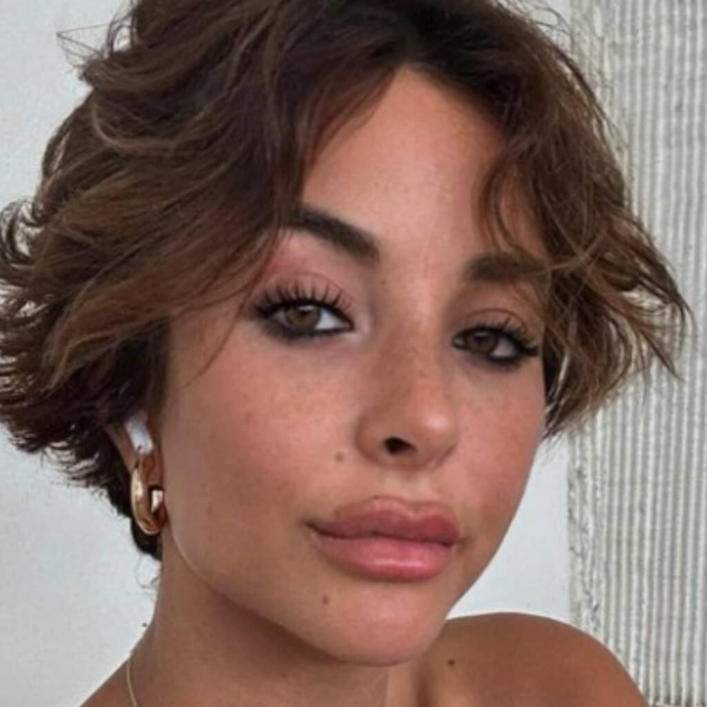 Rym Renom : l'ex de Vincent Queijo aurait-elle rejoint une secte ? Les internautes en sont sûrs