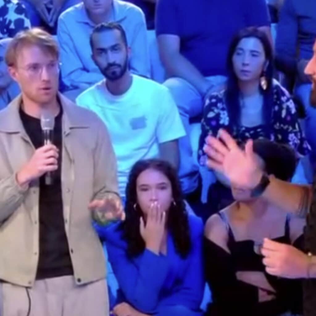 'Barrez-vous' : un homme dans le public interrompt TPMP, Cyril Hanouna le recadre sèchement