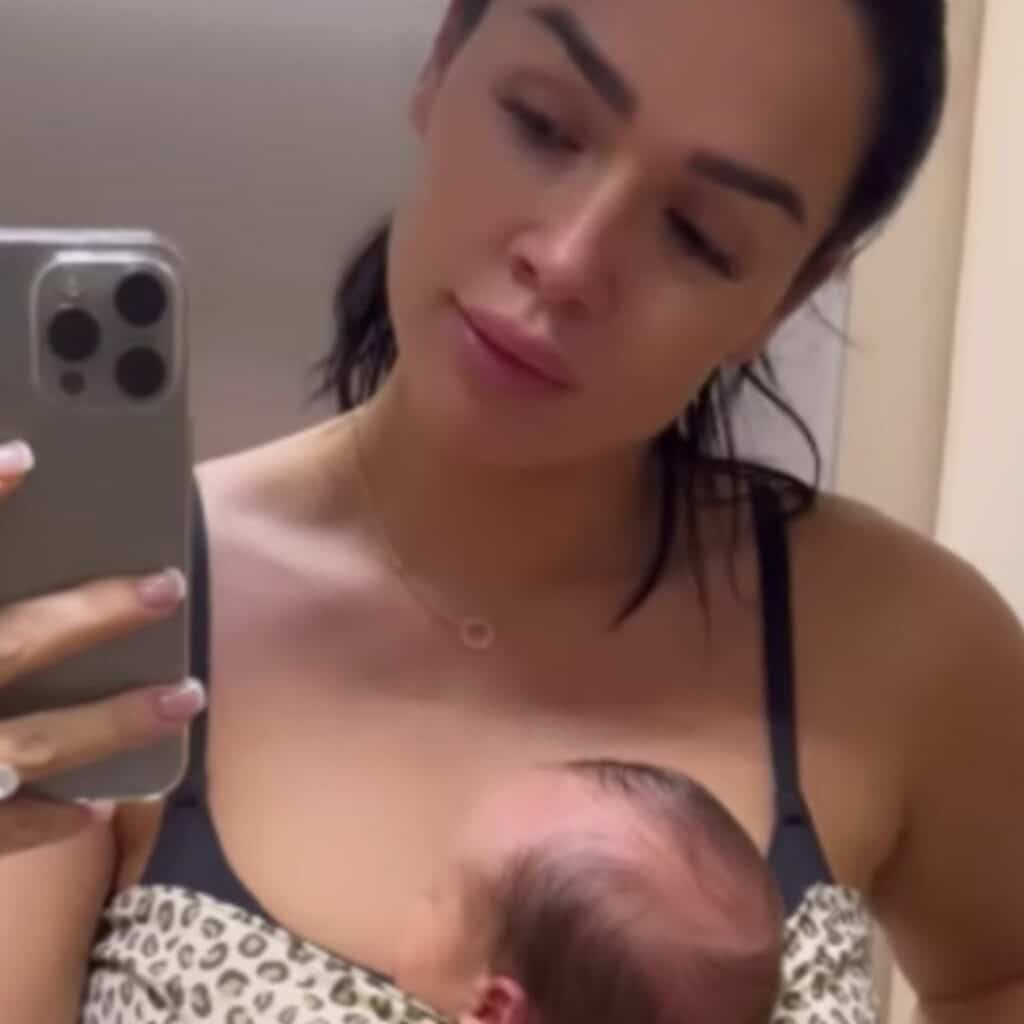 Jazz Correia : maman pour la quatrième fois, elle montre son corps post-partum