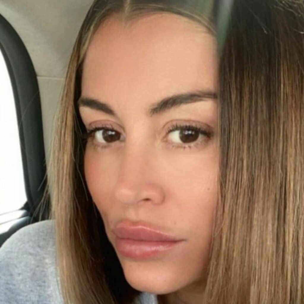 Anaïs Camizuli : désespérée par son célibat ? Elle se confie à coeur ouvert