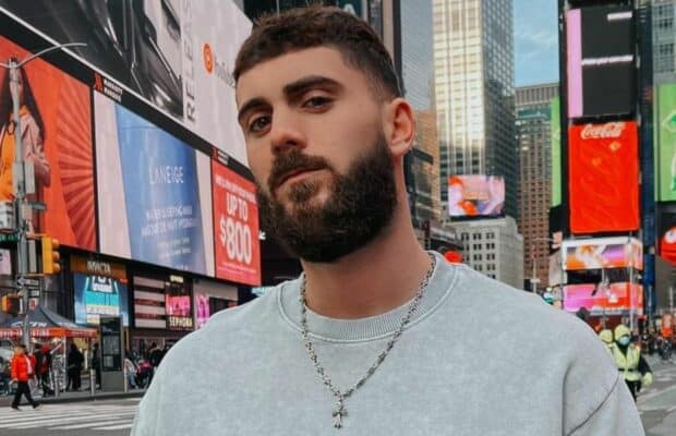 "Je suis papa" : Illan Castronovo annonce avoir adopté, il partage la bonne nouvelle