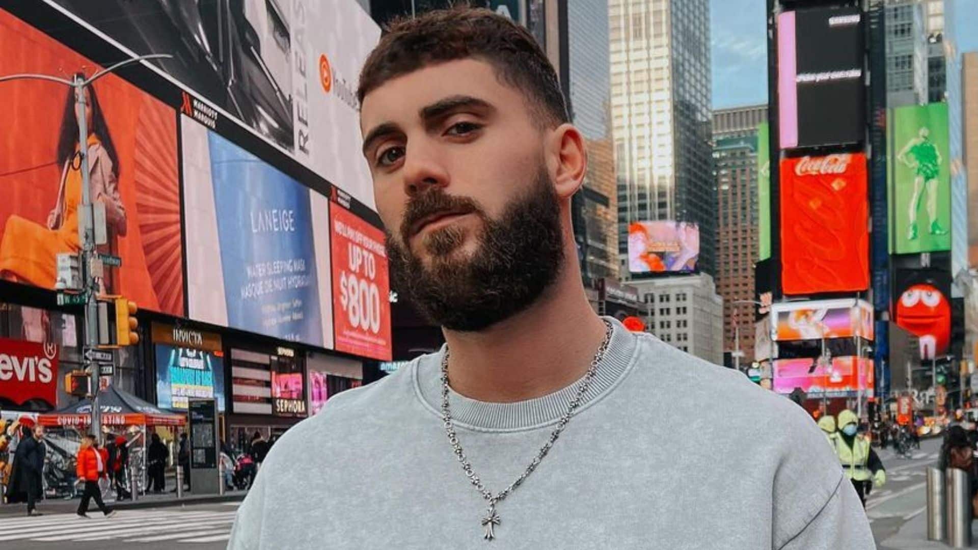 "Je suis papa" : Illan Castronovo annonce avoir adopté, il partage la bonne nouvelle